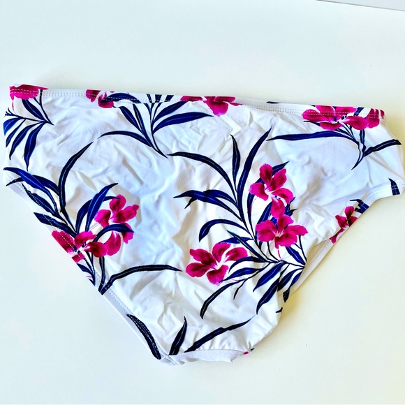 NWT (XS) TOMMY BAHAMA TP full back dipfront scrunch UV fold over hipster white - Picture 2 of 9